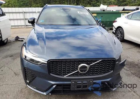 2023 Volvo Xc60 Plus из США, поврежденный, VIN YV4L12RW0P1374266